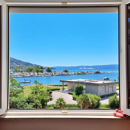 Apartment Cesarica Omiš Eksteriør billede