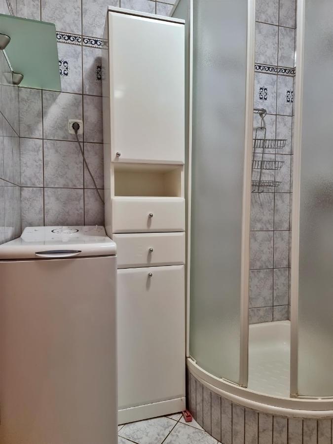 Apartment Cesarica Omiš Eksteriør billede